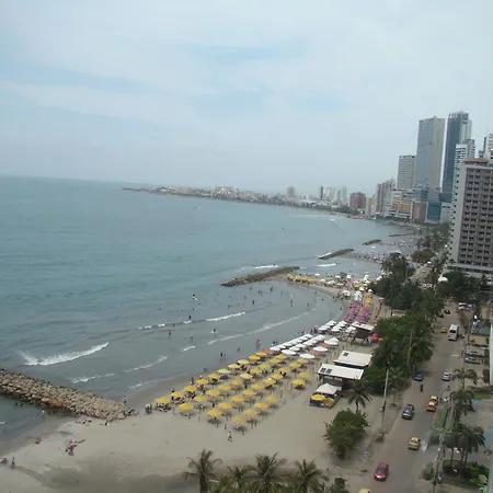 , Vista A La Ciudad Antigua Y Playa